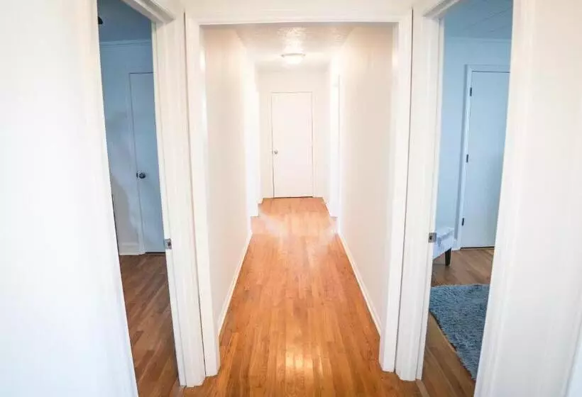 Modern Cottage Near Hospitals And Brewery!
