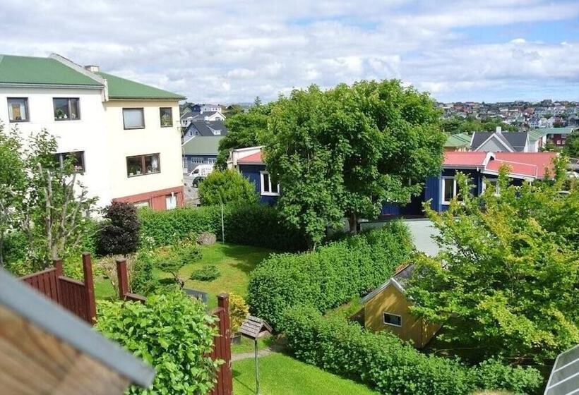 Tórshavn Central City & Ocean Views 3br