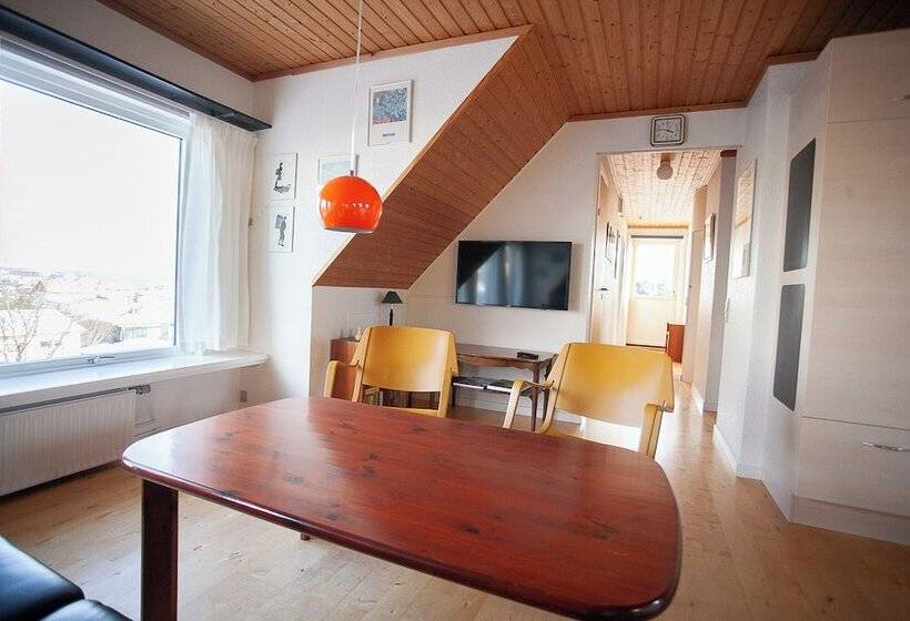 Tórshavn Central City & Ocean Views 3br