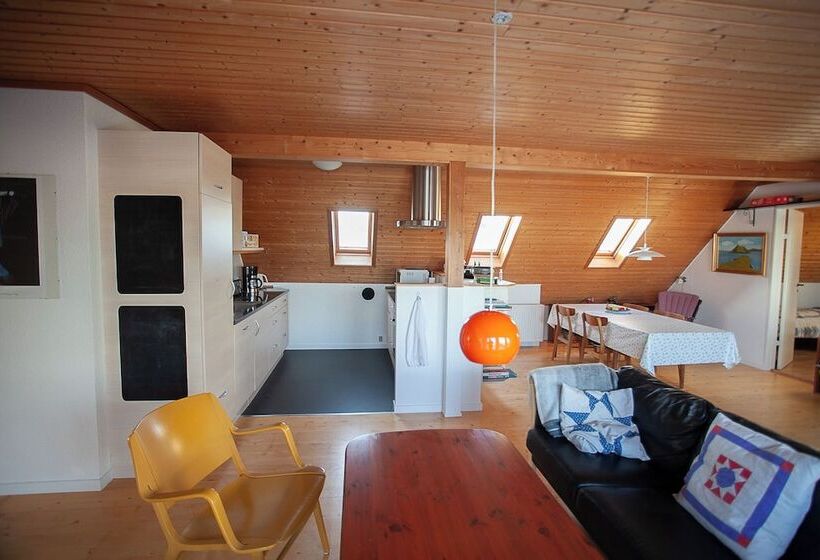 Tórshavn Central City & Ocean Views 3br