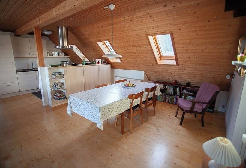 Tórshavn Central City & Ocean Views 3br