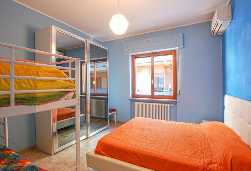 Beautiful Apartment In Grottammare With 1 Bedrooms