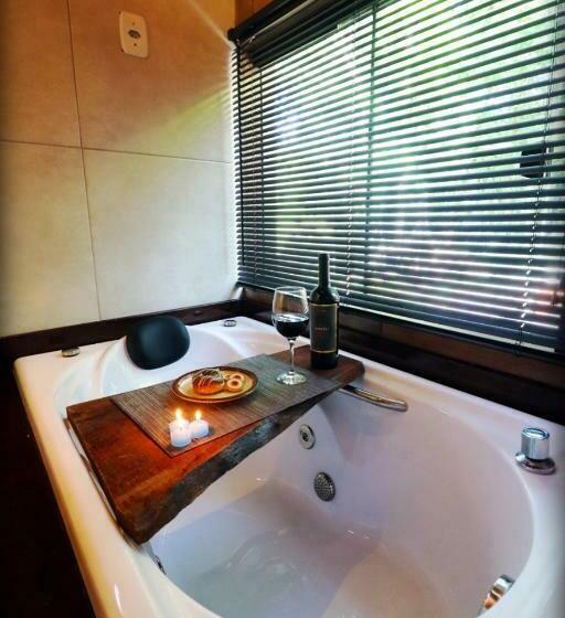 Cabana Em Meio A Natureza Com Piscina