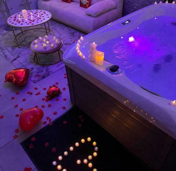 Galaxy Spa   Suite Mercure Jacuzzi Privatif
