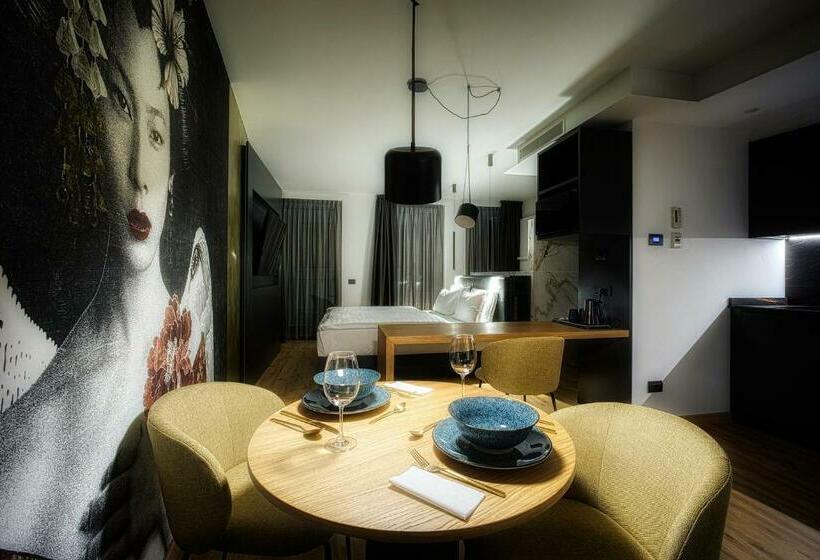 M Loft   Adults Only