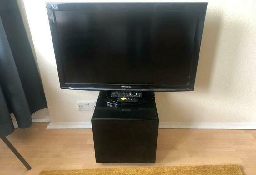 Marcela S Place   Private Studio Near Heathrow