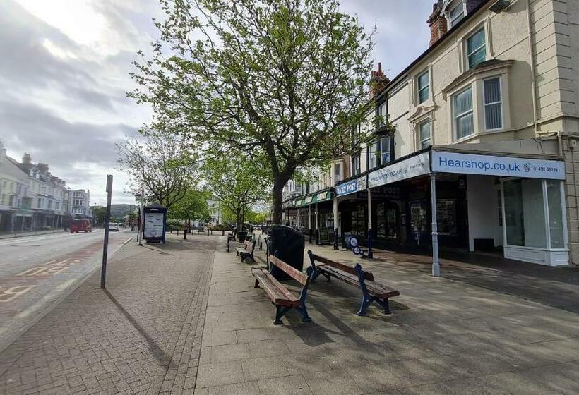 St Hilary Central Apartments