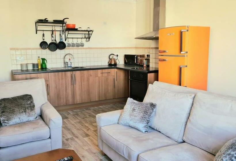 St Hilary Central Apartments