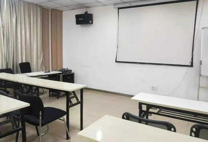 Hanting Hotel Zhengzhou Technology Market