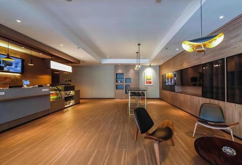 Hanting Hotel Zhengzhou Technology Market