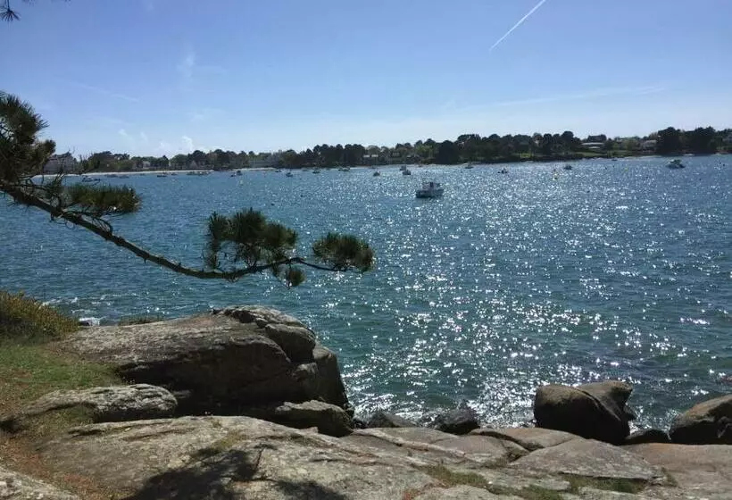 Au Bord De L Eau à Concarnoloc