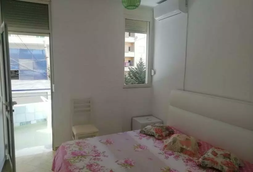 Vivi La Tua Vacanza Con L Appartamento 2 Di Ervin! Enjoy Your Holiday With Ervin S Apartment 2!