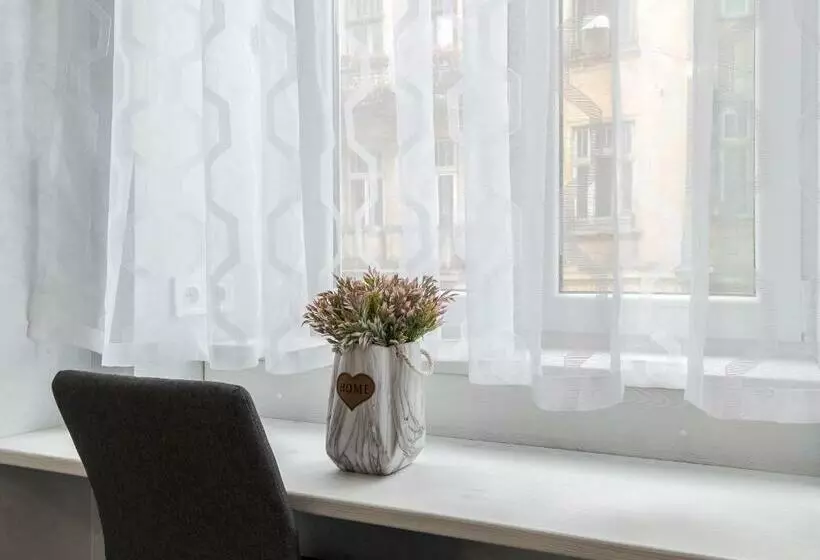 Golden Violin ! Apartments Lviv S