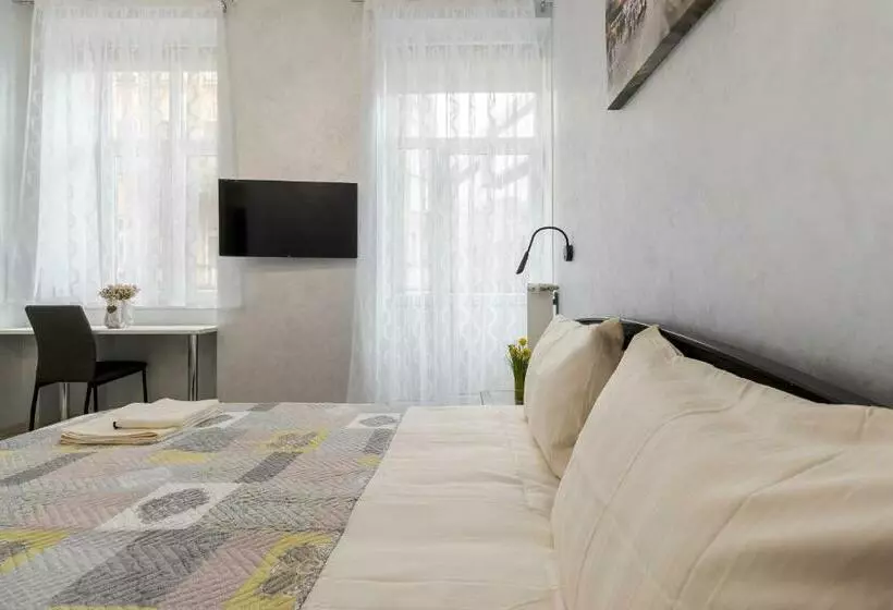 Golden Violin ! Apartments Lviv S