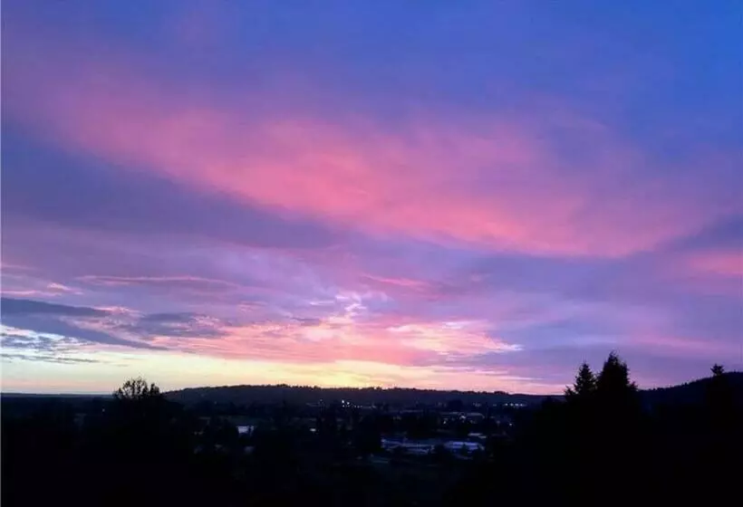 Honeyhomes Spectacular View Home With Amenities