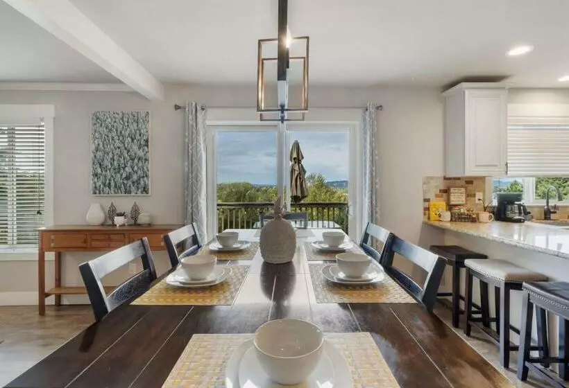 Honeyhomes Spectacular View Home With Amenities