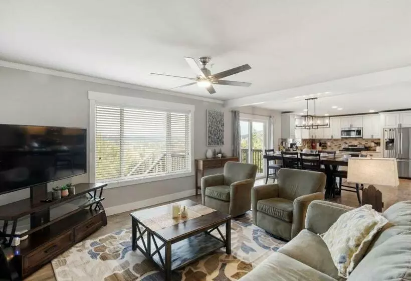 Honeyhomes Spectacular View Home With Amenities