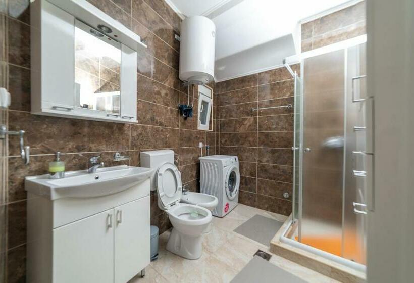 Java Apartments   S & J