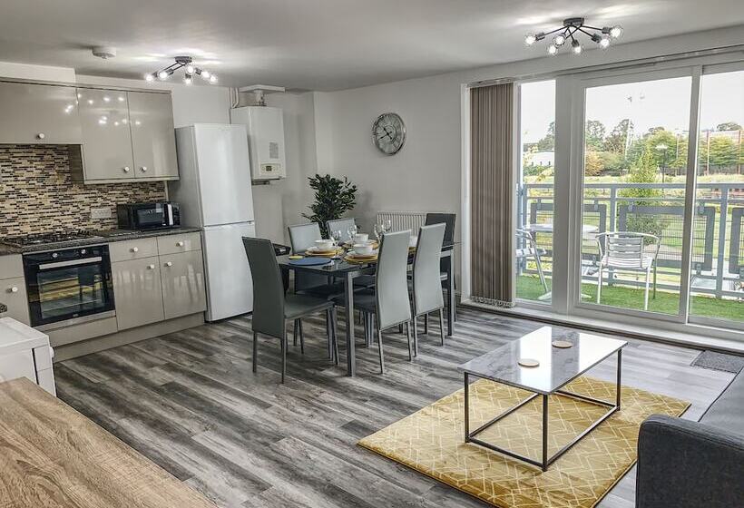 Toothbrush Apartments   2 Bed 2 Bath Apt