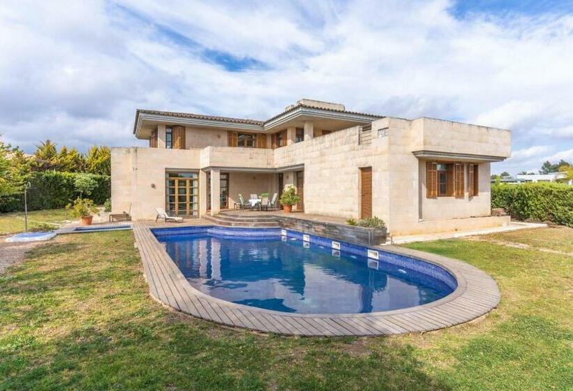 Villa De Lujo Con Piscina, Jacuzzi, Jardín Y Terraza