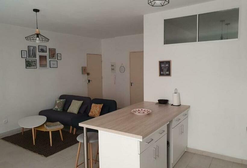 Escapade Au Cœur Historique De Pézenas