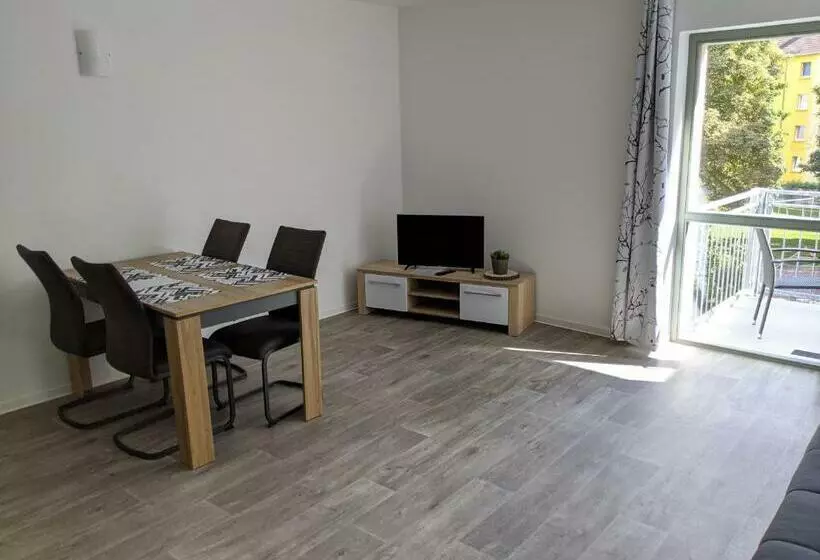 Gut Schlafen In Der Innenstadt Von Zittau   Ferienwohnungen Io19