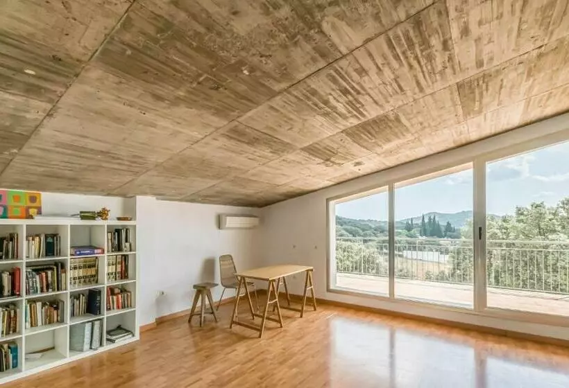 Stunning Home In Villaharta With Kitchen