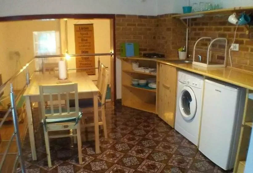 B Apartments   Babel Apartment