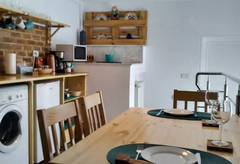 B Apartments   Babel Apartment