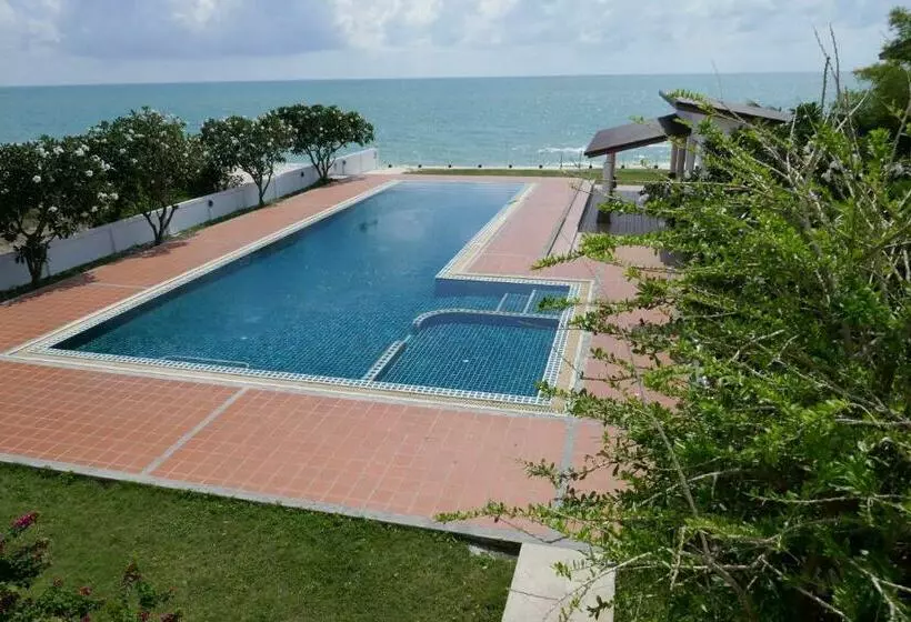 Khanom Beachfront Apartment 3 Internet 100 Mbps