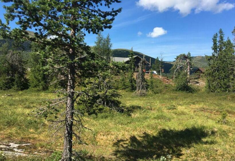 Amazing Home In Flå With Wifi