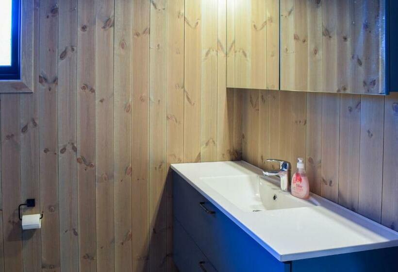 Amazing Home In Flå With Wifi