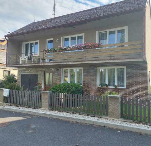 Ubytování Na Lipně