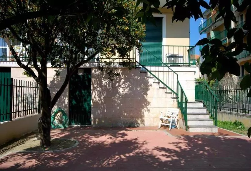 Appartamenti Con Giardino E Posto Auto Per Famiglie