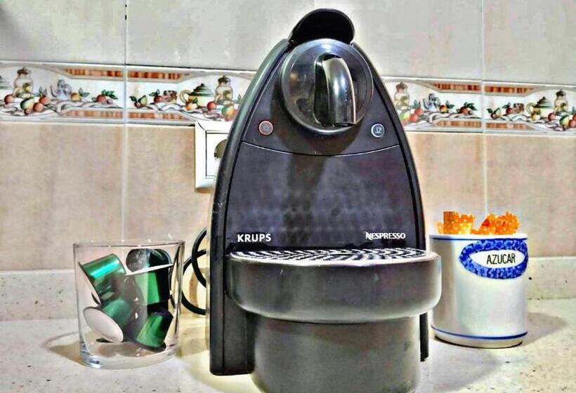 Damasco, Amplio Apartamento Cercano Al Centro