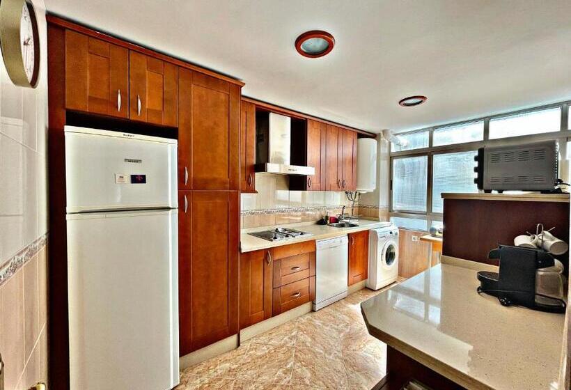 Damasco, Amplio Apartamento Cercano Al Centro