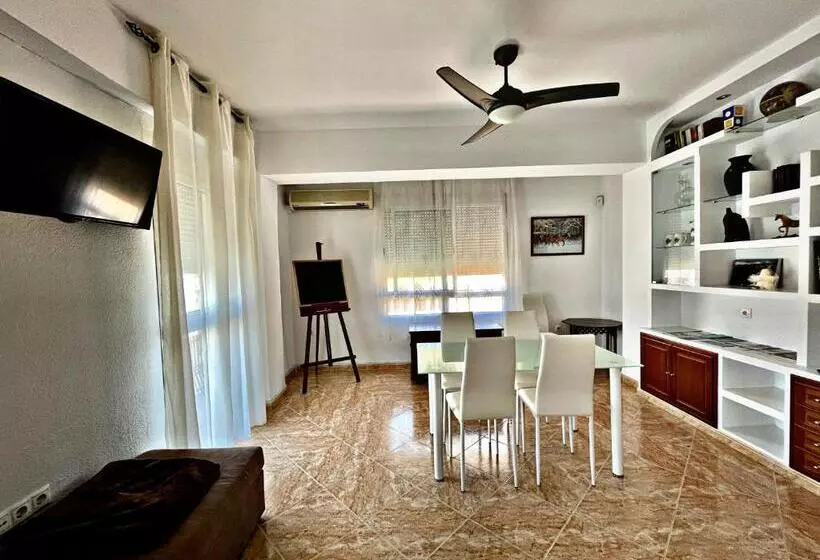 Damasco, Amplio Apartamento Cercano Al Centro