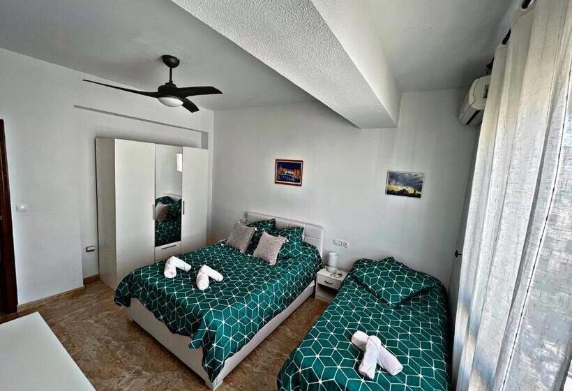 Damasco, Amplio Apartamento Cercano Al Centro