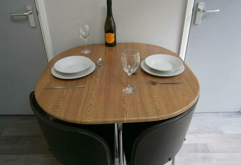 The Barn Ilkeston Close To M1 A52 Long Eaton Nottingham Derbyshire 400mbs Wifi!