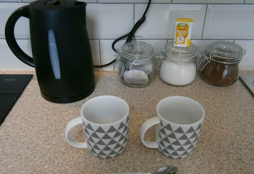 The Barn Ilkeston Close To M1 A52 Long Eaton Nottingham Derbyshire 400mbs Wifi!