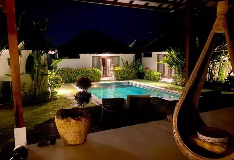 Villa Lautan Biru Bingin Beach