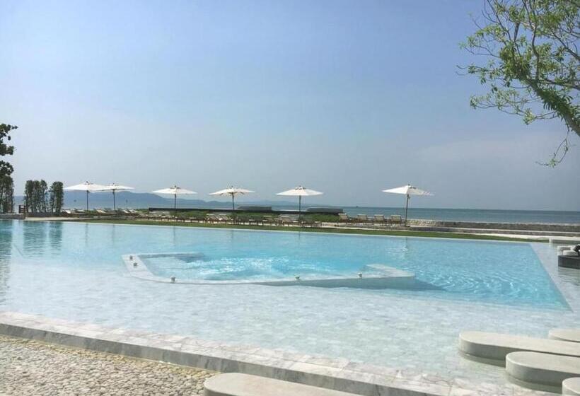 3br Seaview/highfloor/veranda Residence Pattaya