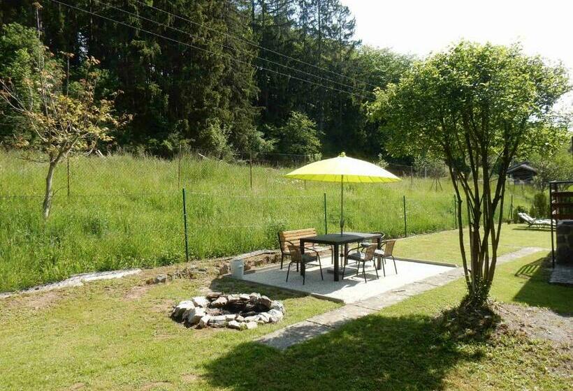 Chata V Moravském Krasu