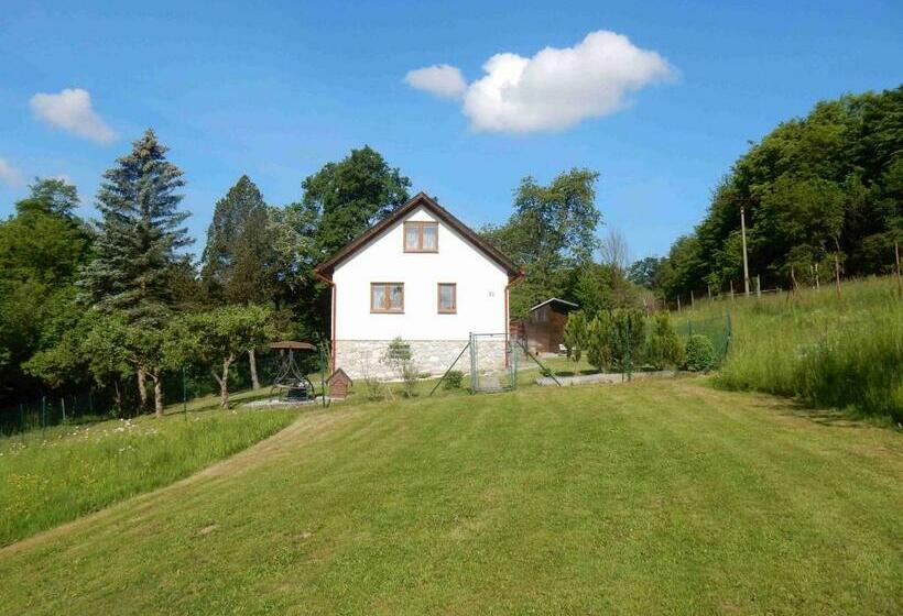 Chata V Moravském Krasu