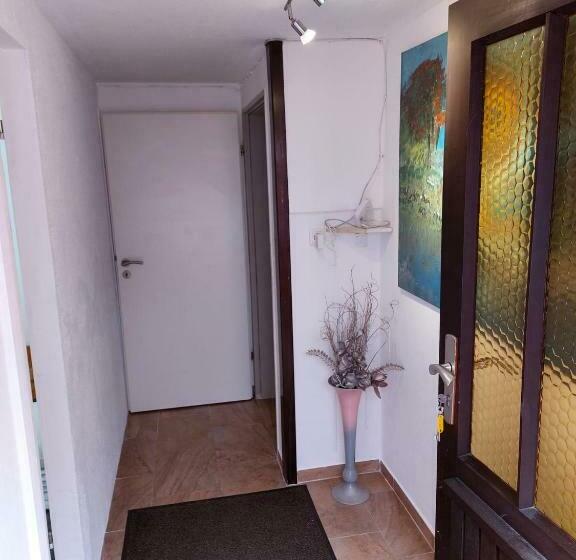 Ferienwohnung Mit Eigenem Garten In Schortens