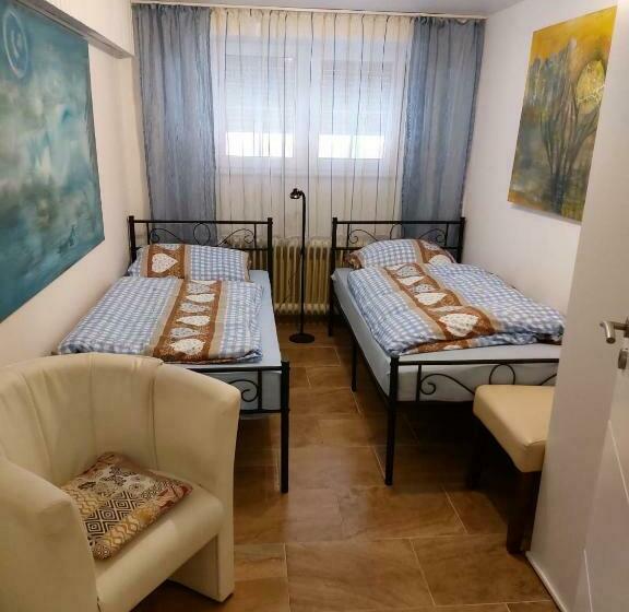 Ferienwohnung Mit Eigenem Garten In Schortens