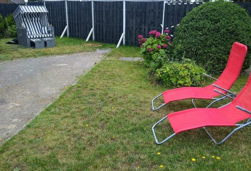 Ferienwohnung Mit Eigenem Garten In Schortens