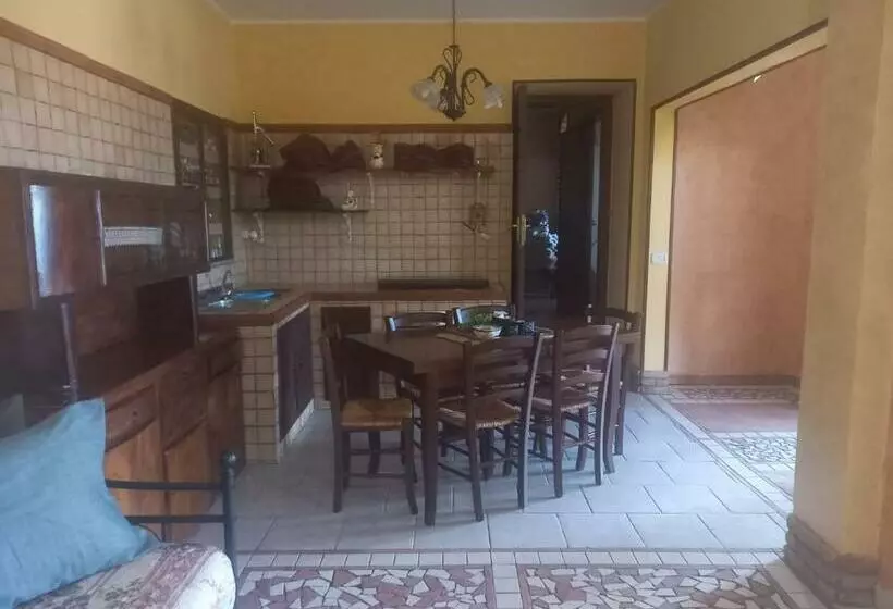 La Casa Del Glicine