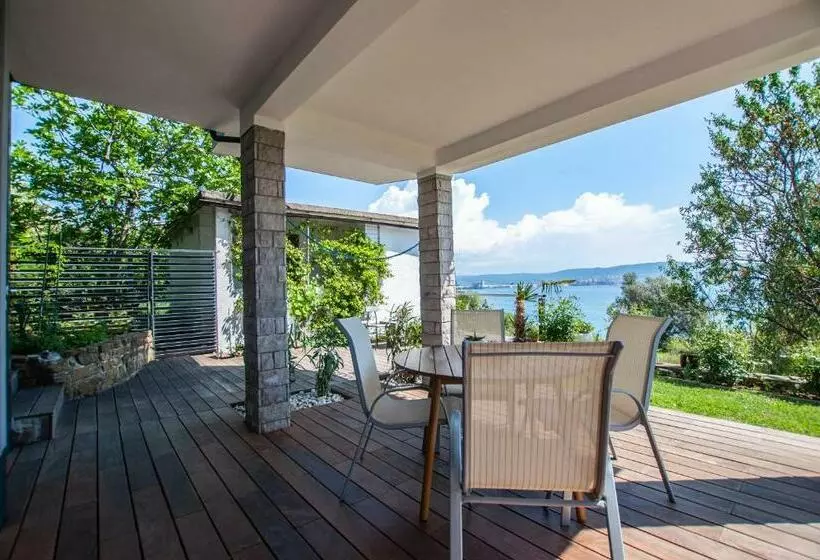 Sea View Apartments Debeli Rtič