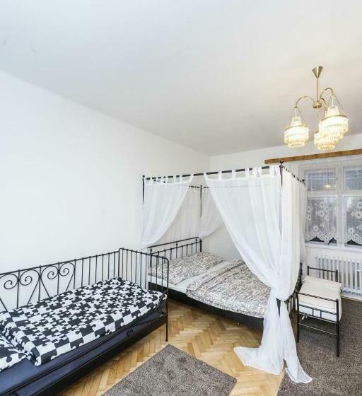 Fairytale Apartment Under The Castle 5 Min City!